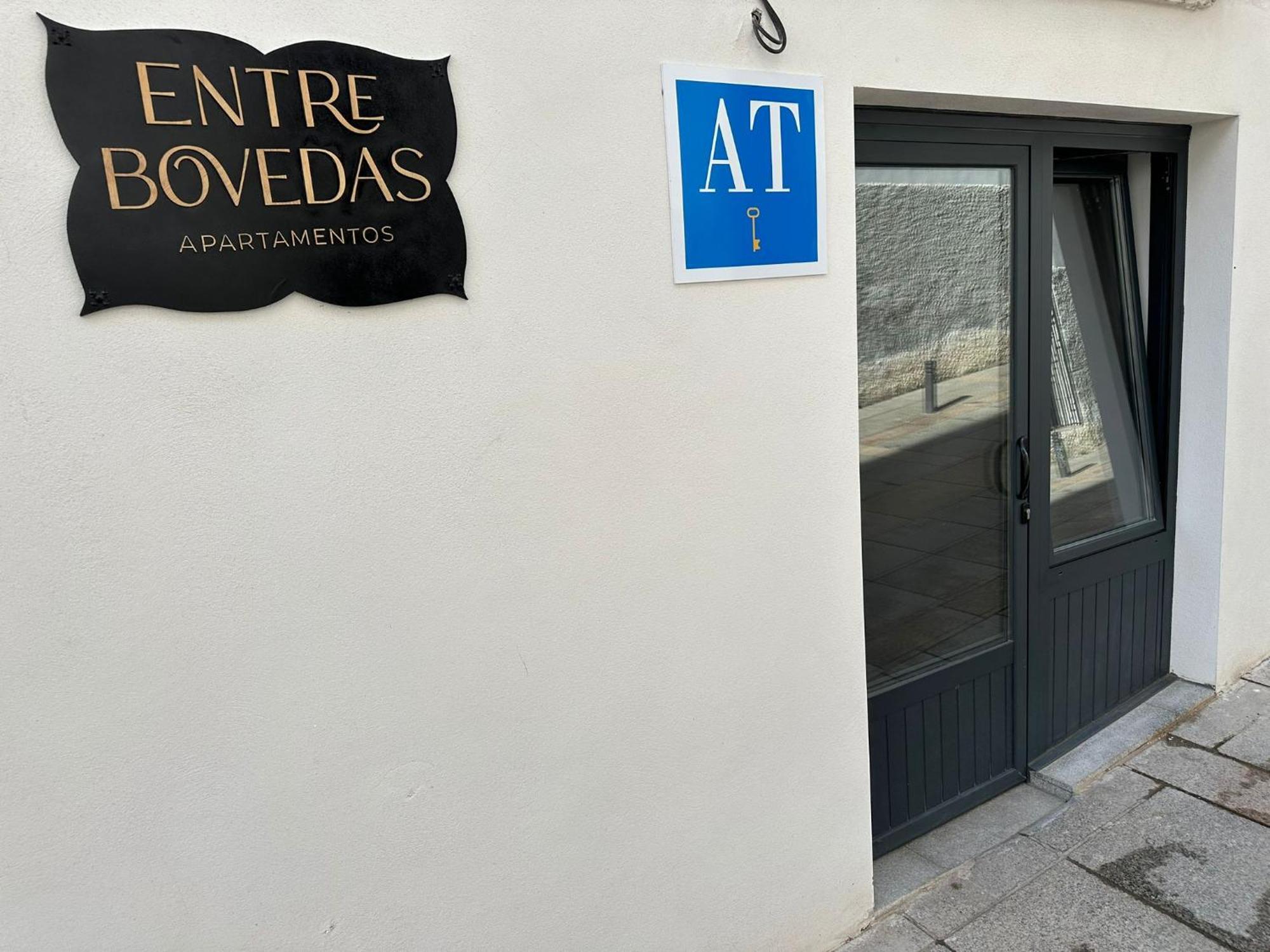 Entre Bovedas Cáceres Exterior photo